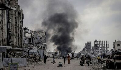 Palestinian Killed, Others Injured in Israeli Attacks on Gaza Strip
